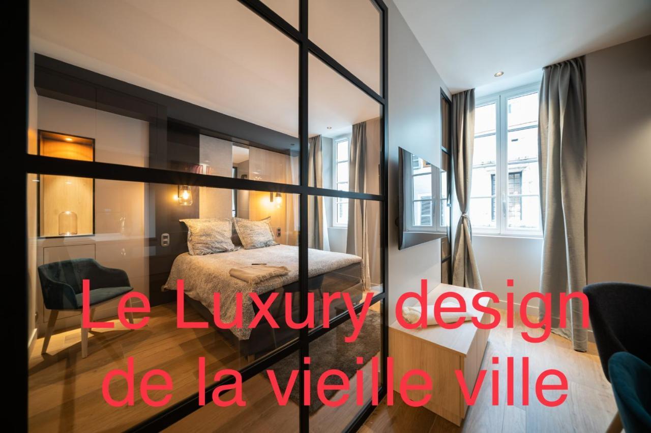 Le Balcon De La Vieille Ville Annecy Bagian luar foto